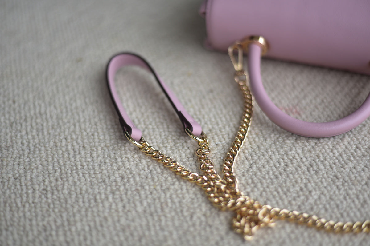 Women's premium PU leather pink hand-held diagonal women's bag